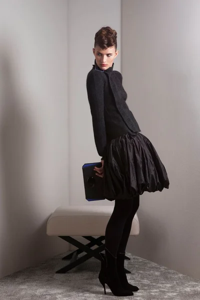 Look 10